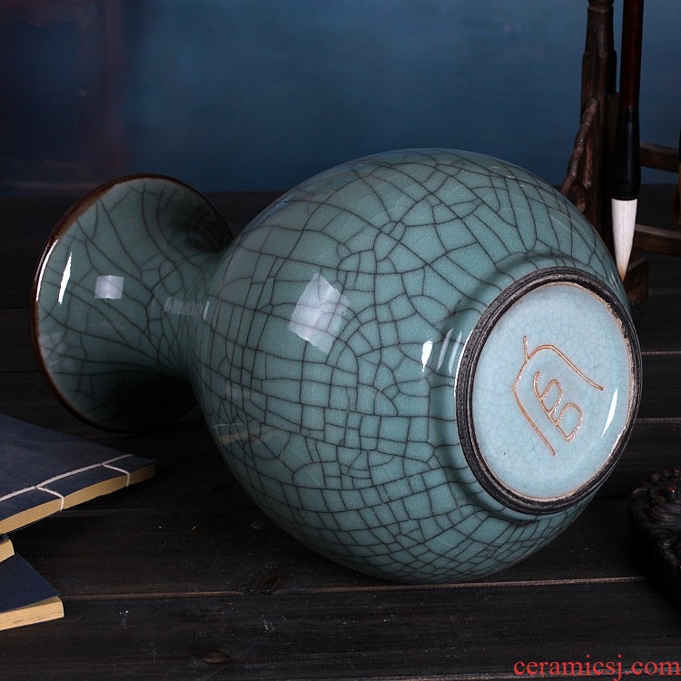 Archaize of jingdezhen ceramics kiln on green glaze vase sitting room of Chinese style restoring ancient ways household act the role ofing is tasted furnishing articles