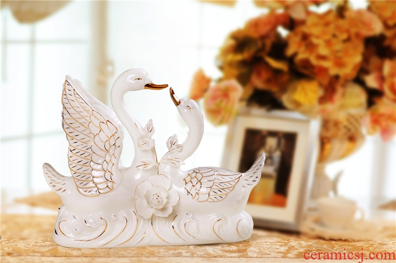 Mr. Ceramics white swan animal furnishing articles of handicraft wedding gift european-style home sitting room adornment is placed