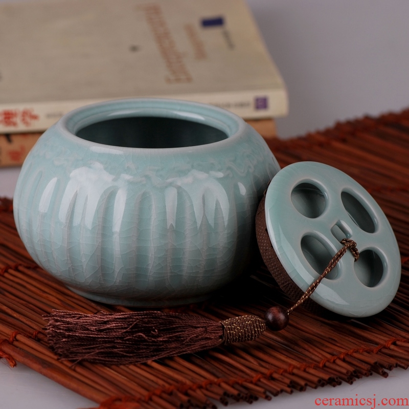 East west tea pot of ceramic POTS cover seal pot caddy elder brother kiln five hole flat petals GA2885