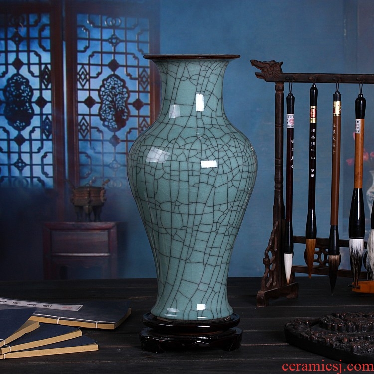 Archaize of jingdezhen ceramics kiln on green glaze vase sitting room of Chinese style restoring ancient ways household act the role ofing is tasted furnishing articles