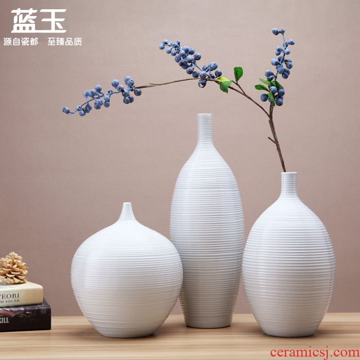 Jingdezhen ceramic vases, white European vase three-piece furnishing articles contracted sitting room between example home decoration