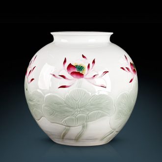 Jingdezhen ceramics hand carved lotus powder enamel vase rhyme celebrity famous ancient frame furnishing articles porch is decorated cans