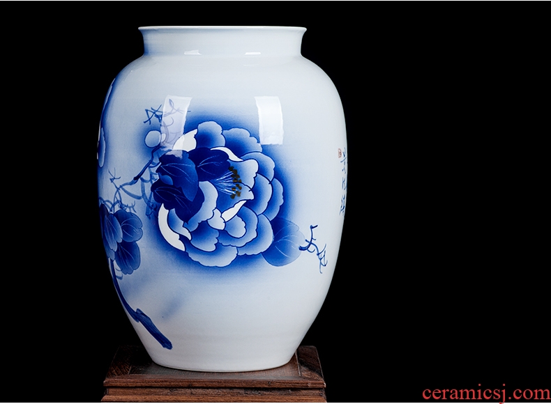 Jingdezhen blue and white ceramics hand-painted vases, flower arranging the sitting room porch ark adornment of Chinese style household furnishing articles