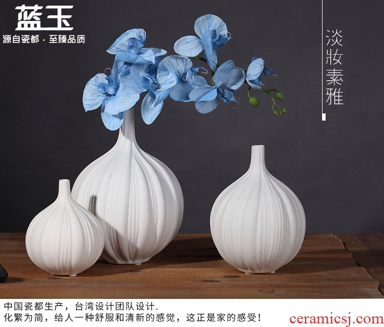 Furnishing articles household act the role ofing is tasted contemporary and contracted fashion soft adornment example room sitting room abstract vase of jingdezhen ceramics