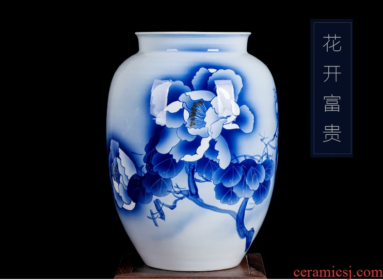 Jingdezhen blue and white ceramics hand-painted vases, flower arranging the sitting room porch ark adornment of Chinese style household furnishing articles