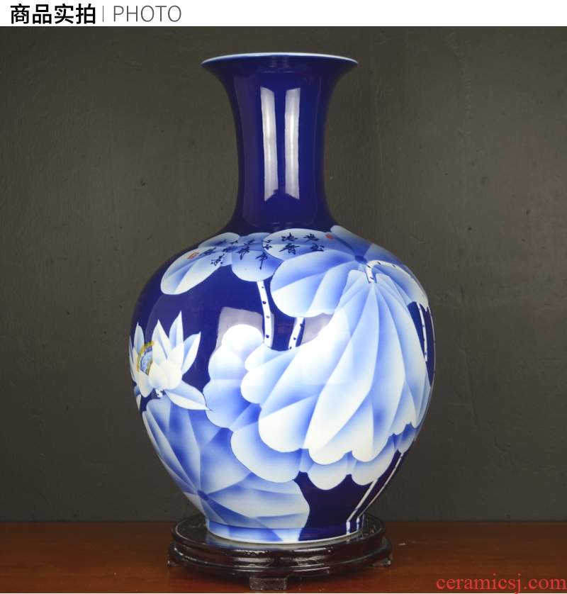 Jingdezhen ceramics hand-painted vases, large living room club hotel Chinese style household soft adornment porch place