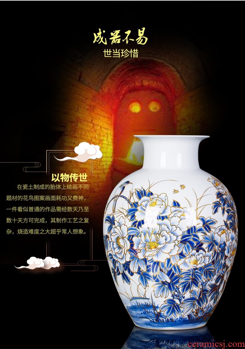 Famous master of jingdezhen ceramics hand-painted paint large blue and white porcelain vase peony Chinese sitting room adornment is placed