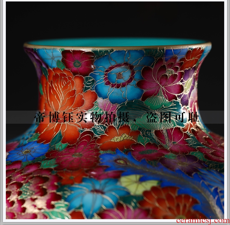 Jingdezhen ceramic antique hand-painted colored enamel longfeng wanna wear vase furnishing articles sitting room decoration home decoration process