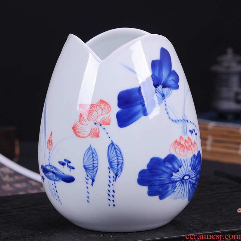 Jingdezhen blue and white ceramics hand-painted vases, flower arranging dried flower flower implement furnishing articles of Chinese style living room TV cabinet decoration