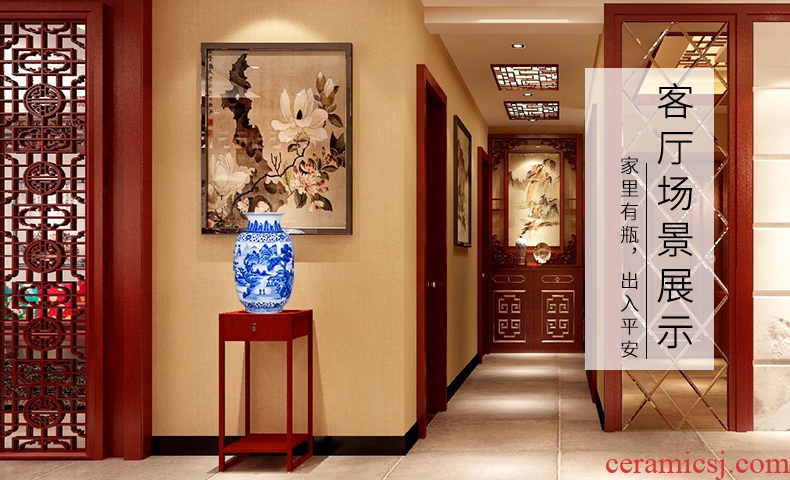 Jingdezhen ceramics hand-painted scenery blue and white porcelain vase thin foetus Chinese style classical home sitting room adornment is placed