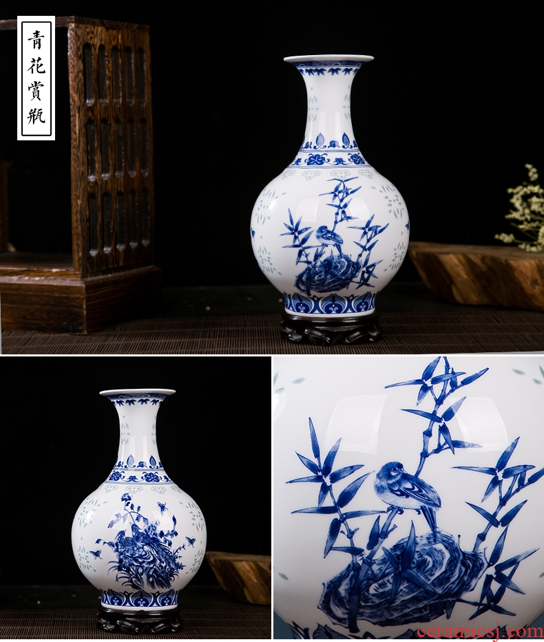 Jingdezhen ceramics and exquisite painting of flowers and blue and white porcelain vase household adornment of contemporary and contracted wine study furnishing articles