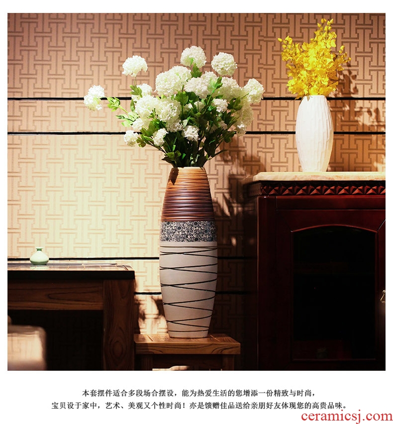 Jingdezhen ceramic landing big vase Chinese style retro decoration flower arrangement sitting room simulation flowers dry flower is placed by hand