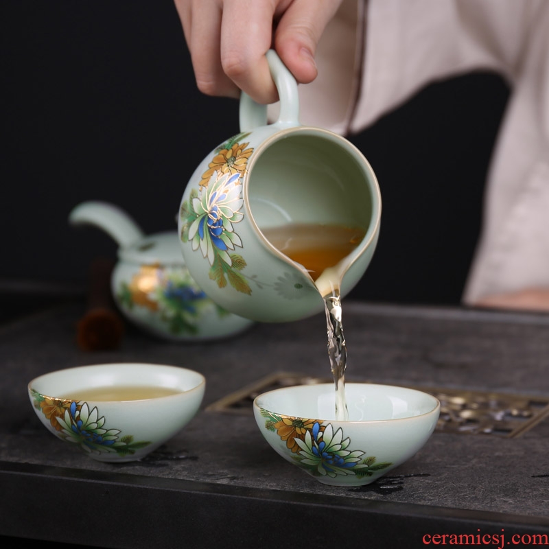 In tang dynasty pottery and porcelain of a complete set of kung fu tea sets big gift boxes on your kiln on Japanese tea ceremony