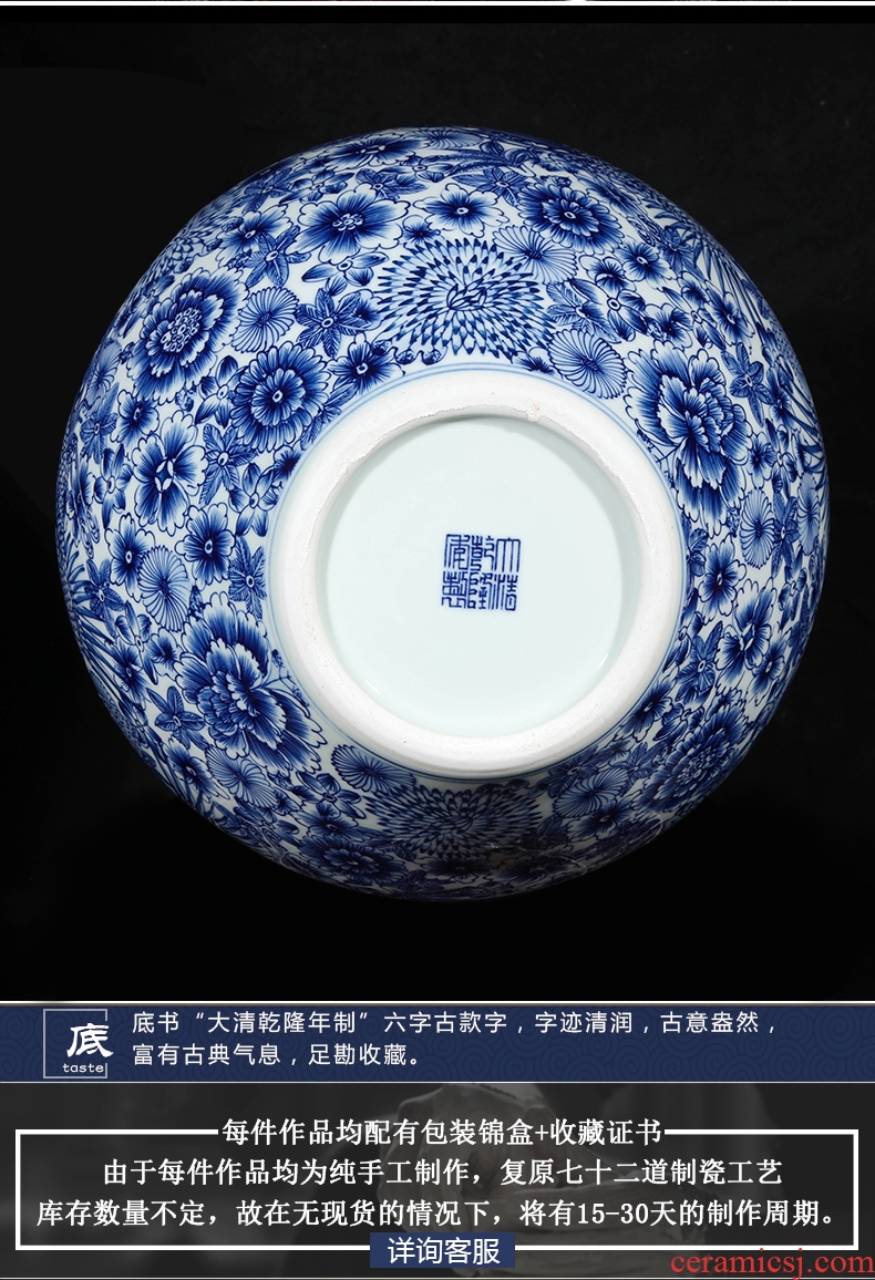 Jingdezhen ceramics imitation qianlong hand-painted phoenix Chinese blue and white porcelain vase gift sitting room adornment is placed