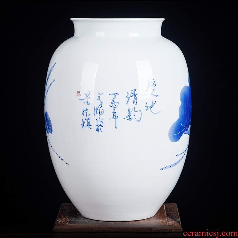 Jingdezhen blue and white ceramics hand-painted vases, flower arranging the sitting room porch ark adornment of Chinese style household furnishing articles