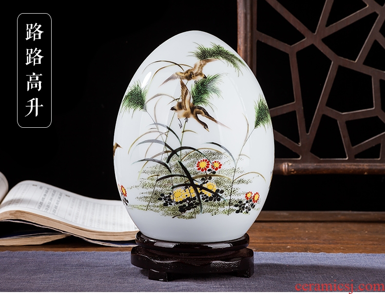 Jingdezhen ceramics vase of contemporary and contracted home sitting room handicraft wine creative egg ornament furnishing articles