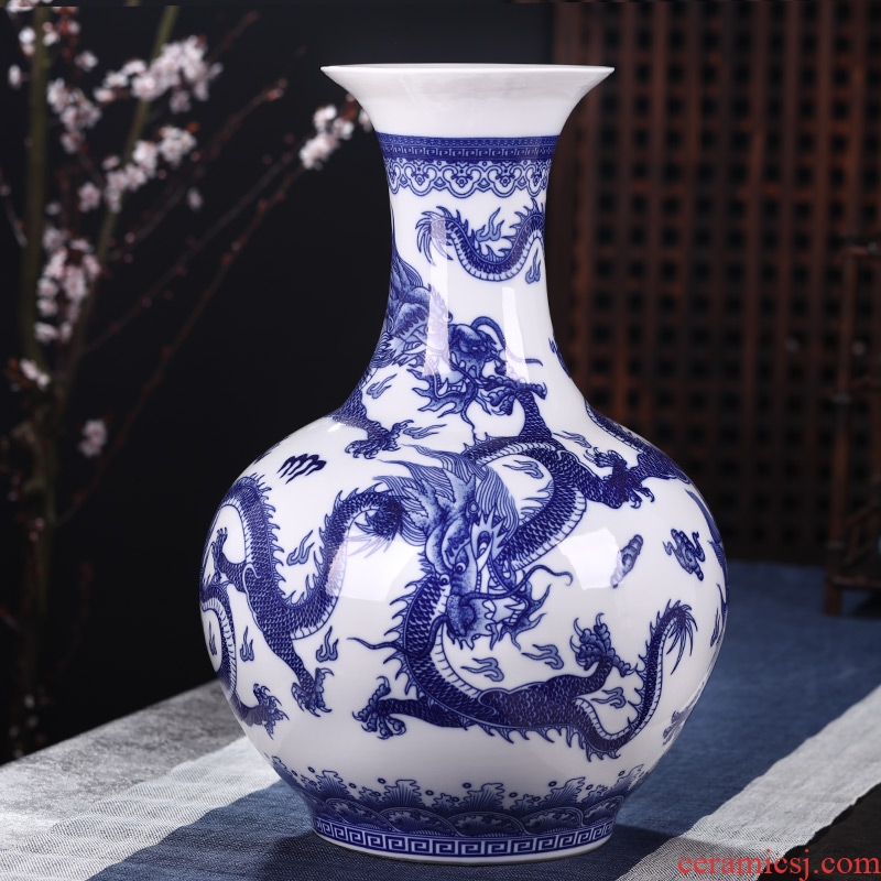 Blue and white porcelain of jingdezhen ceramics of large sitting room of Chinese style household furnishing articles of blue and white porcelain vases, flower arrangement furnishing articles