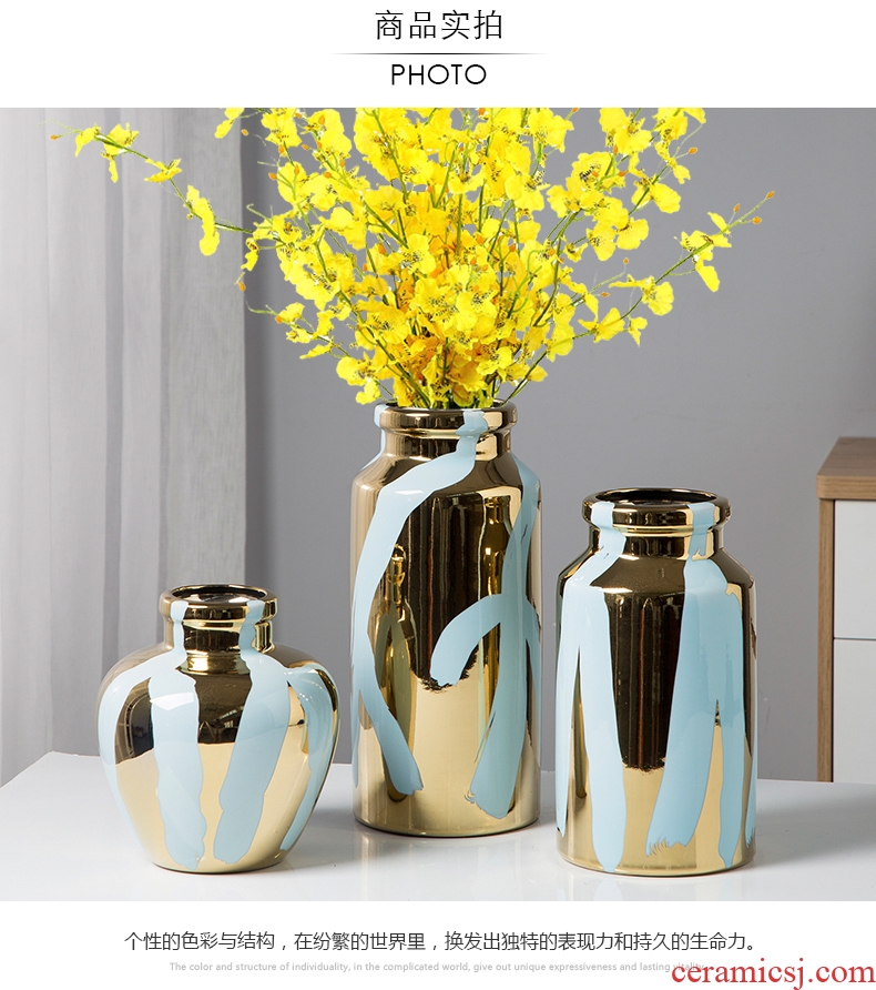 Jingdezhen ceramic golden vase northern wind household decorations show China vase dried flowers