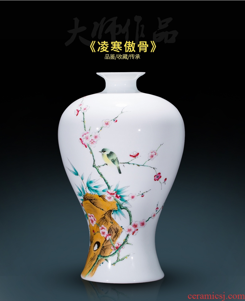 Famous master of jingdezhen ceramics hand-painted vases, sitting room of Chinese style household adornment furnishing articles present office