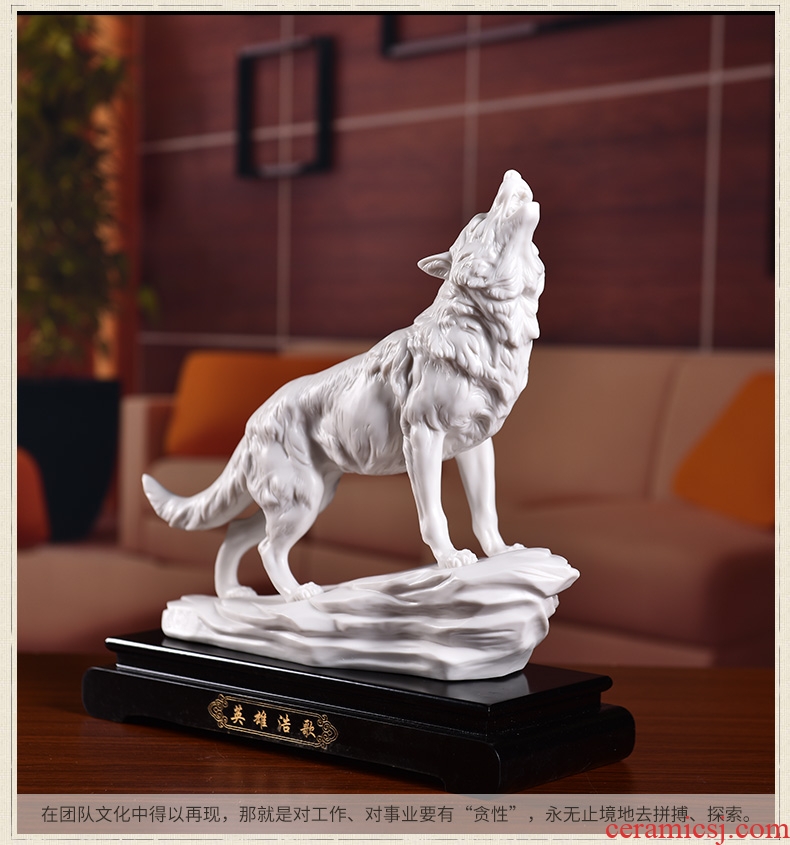 Oriental soil Chinese ceramic Wolf furnishing articles office business gifts desktop/hero HaoGe modern decoration