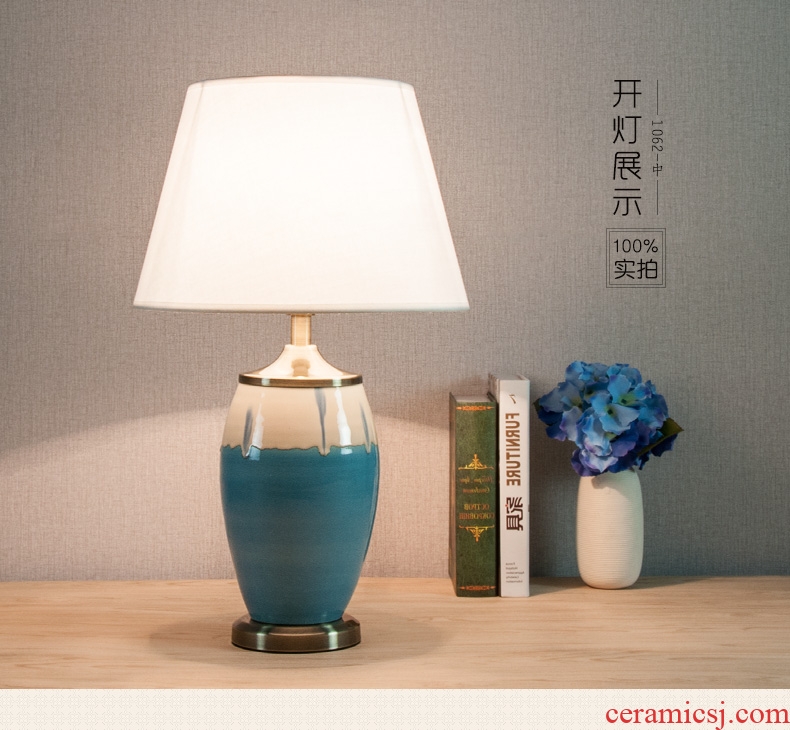 New Chinese style personality ceramic desk lamp of French rural contemporary and contracted sitting room the bedroom blue bedside lights 1062
