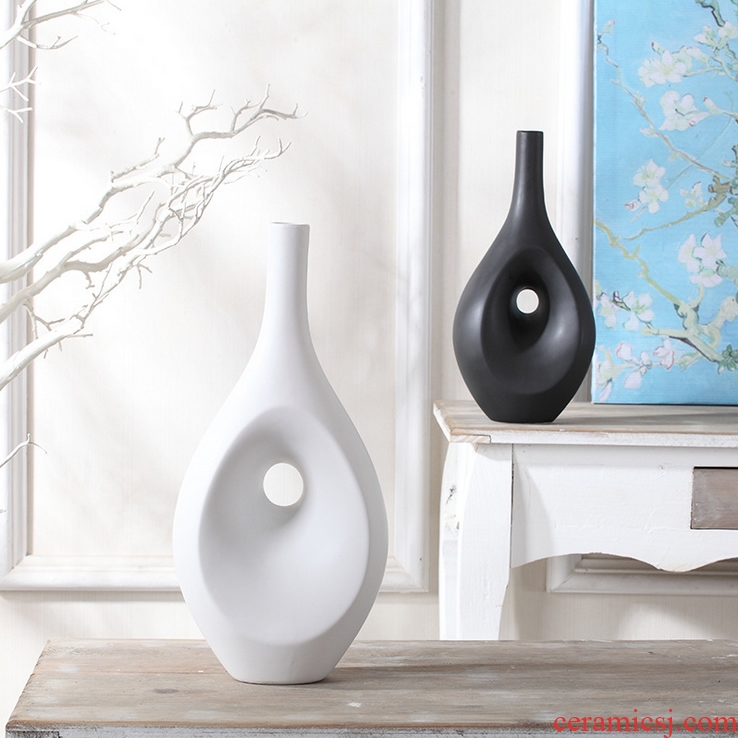 Simple black white vase furnishing articles sitting room TV ark flower arranging, jingdezhen ceramics european-style soft adornment