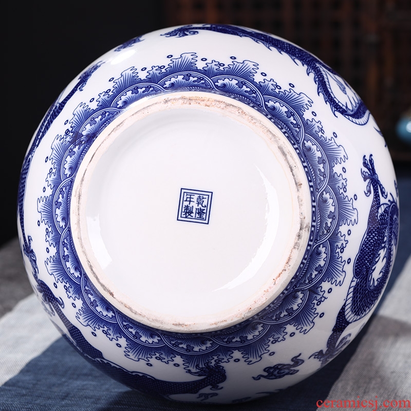 Blue and white porcelain of jingdezhen ceramics of large sitting room of Chinese style household furnishing articles of blue and white porcelain vases, flower arrangement furnishing articles