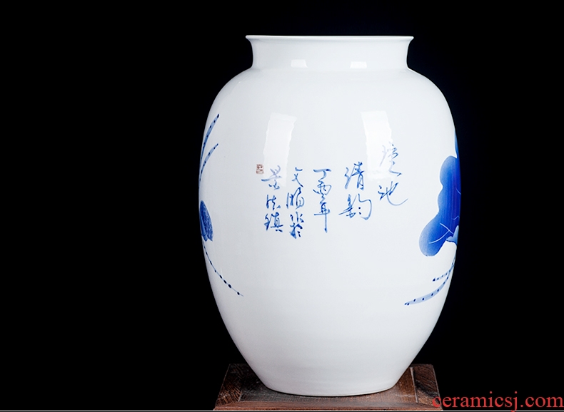 Jingdezhen blue and white ceramics hand-painted vases, flower arranging the sitting room porch ark adornment of Chinese style household furnishing articles