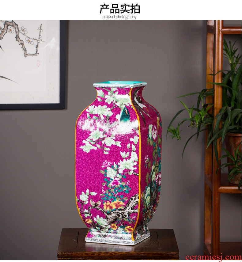 Jingdezhen ceramics vase imitation qianlong year archaize square bottle after classical Chinese style sitting room adornment is placed