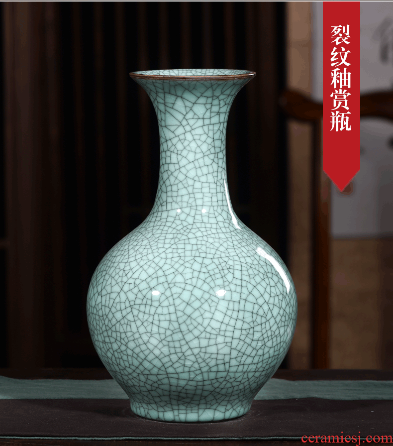 Jingdezhen ceramics borneol crack glaze antique vases, flower arranging classical Chinese wine sitting room adornment is placed