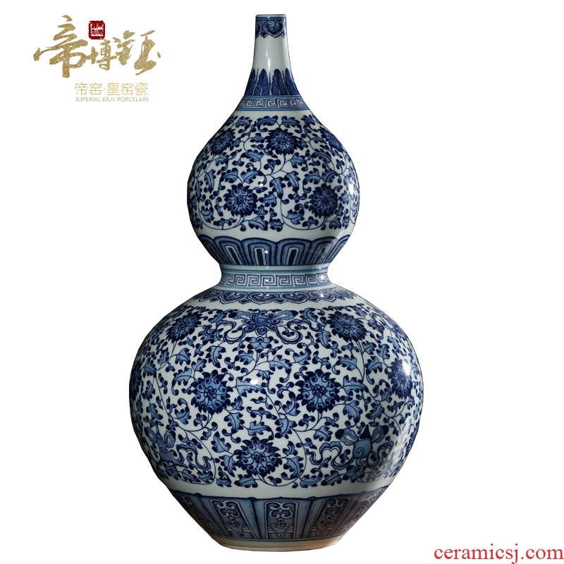 Jingdezhen porcelain vases, antique hand-painted hoist the sitting room is the study of blue and white porcelain craft decoration new furnishing articles