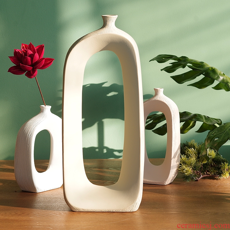 Creative Nordic ins wind ceramic dry flower vases, flower implement fashionable sitting room adornment table furnishing articles of China arts and crafts