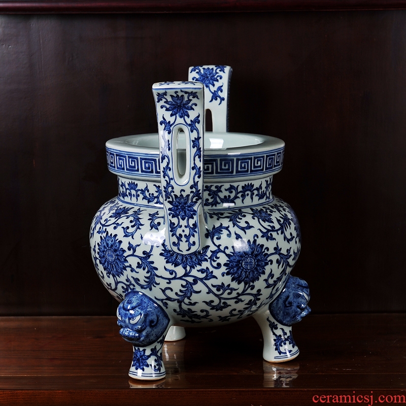 Jingdezhen ceramics imitation kangxi censer three-piece suit of blue and white porcelain vase household technology sitting room place collection