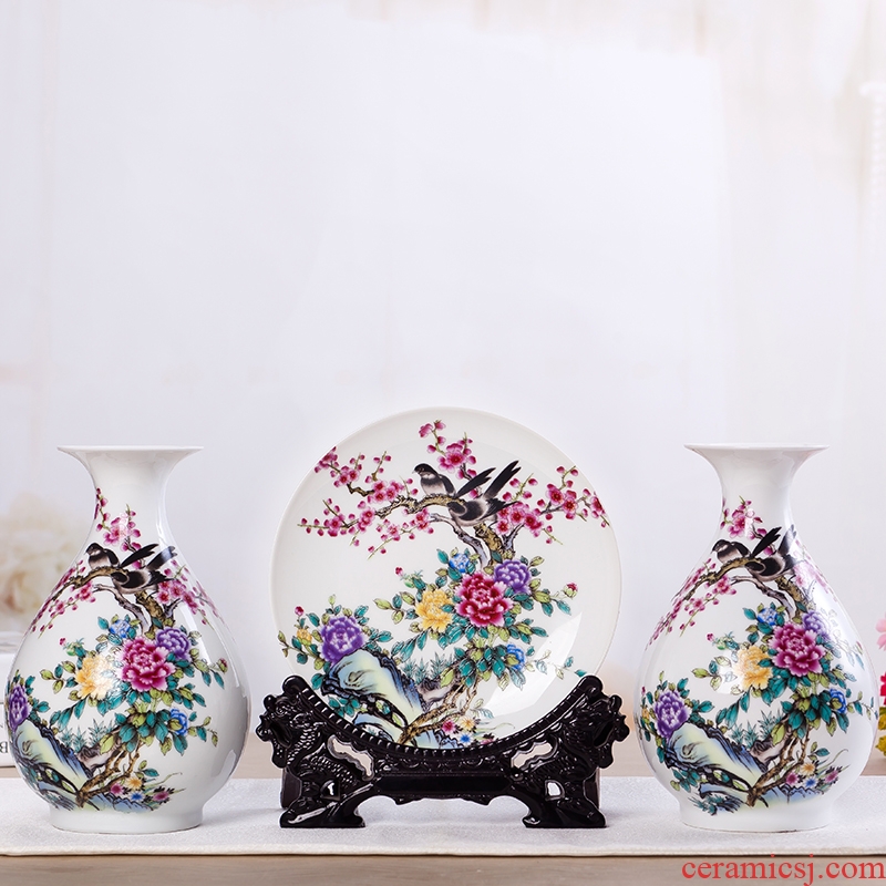 Jingdezhen ceramic vase furnishing articles Chinese famille rose porcelain three-piece handicraft wine porch sitting room adornment
