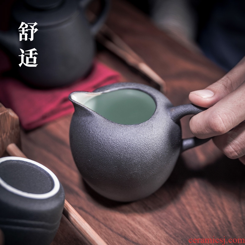Ink Long # and put his hand inside green kiln and glass ceramic fair mug hot points of tea, tea tea tea