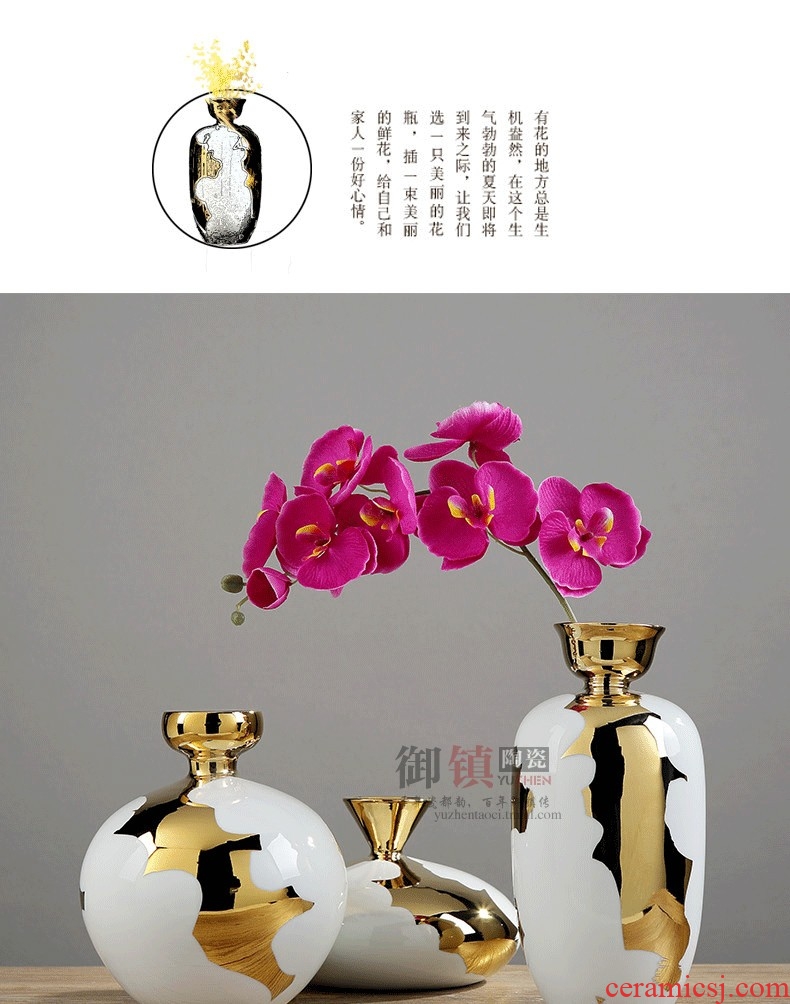 The Nordic jingdezhen ceramic vases, dried flowers flower arrangement is the sitting room TV ark desktop wine porch household soft adornment