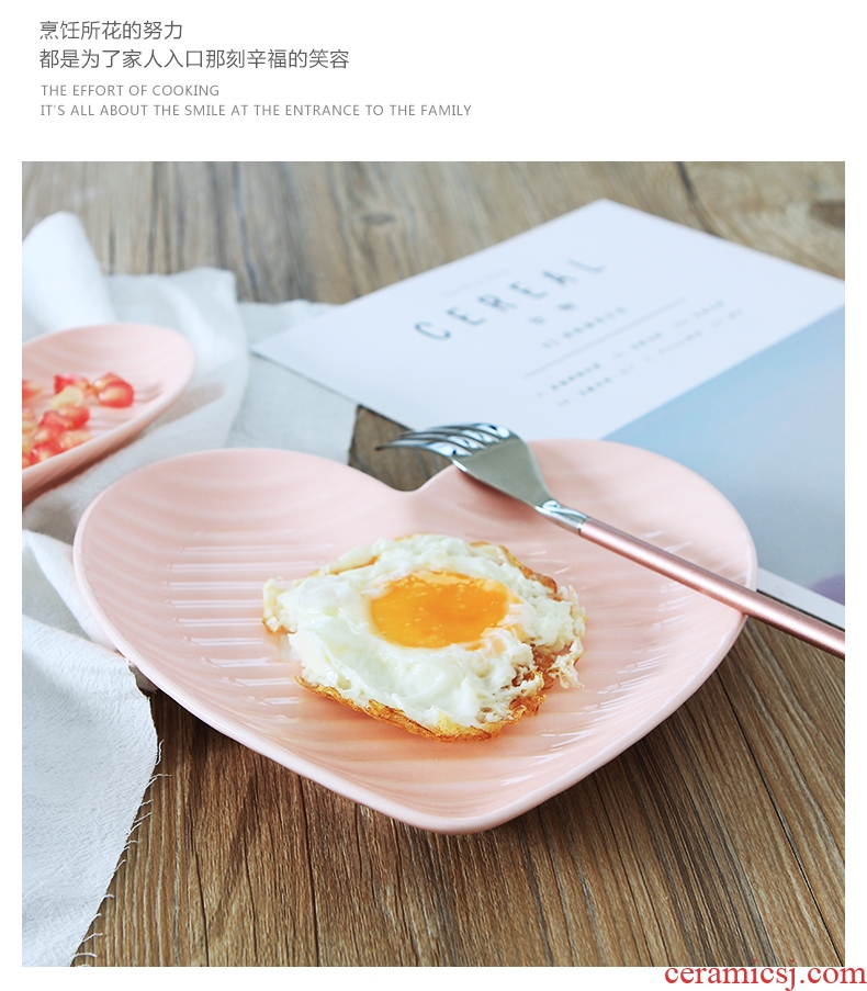 The Nordic idea love breakfast tray ceramic plate hearts western-style food tableware fruit snacks heart-shaped jewelry receive dish