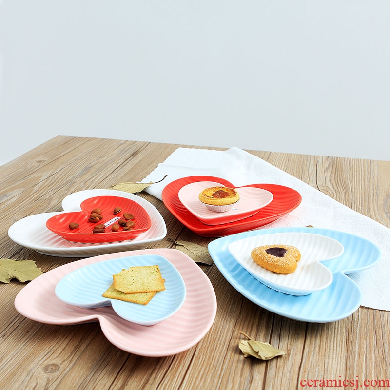 The Nordic idea love breakfast tray ceramic plate hearts western-style food tableware fruit snacks heart-shaped jewelry receive dish