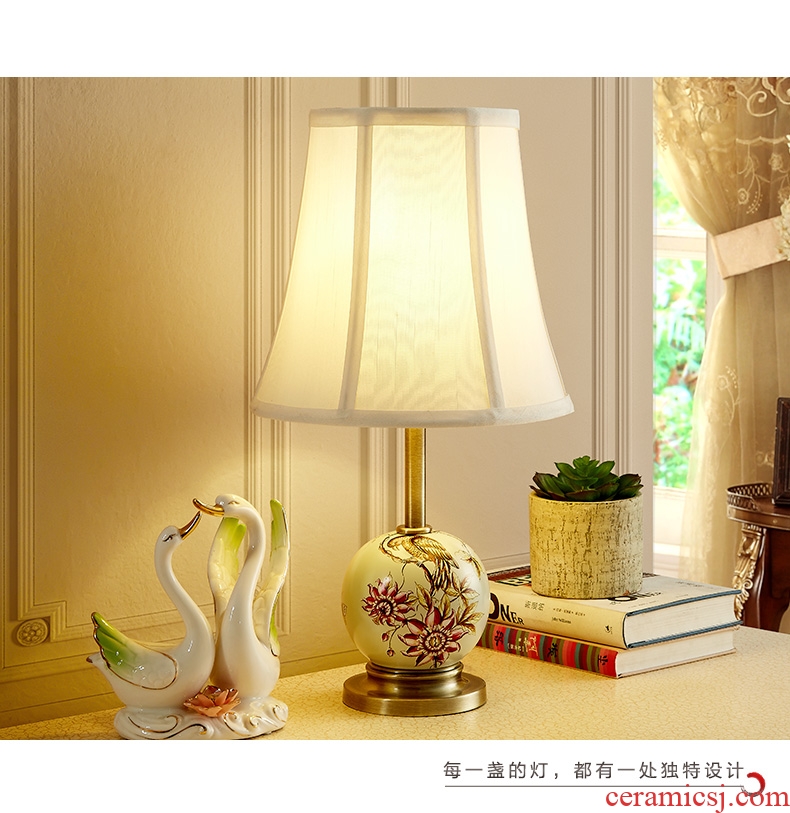 Doren American ceramic desk lamp lamp of bedroom the head of a bed the rural married Jane warm creative small desk lamp study living room