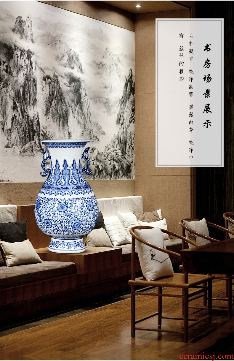 Jingdezhen ceramics imitation qianlong hand-painted blue and white porcelain vases, flower arrangement of the sitting room porch decoration of new Chinese style furnishing articles