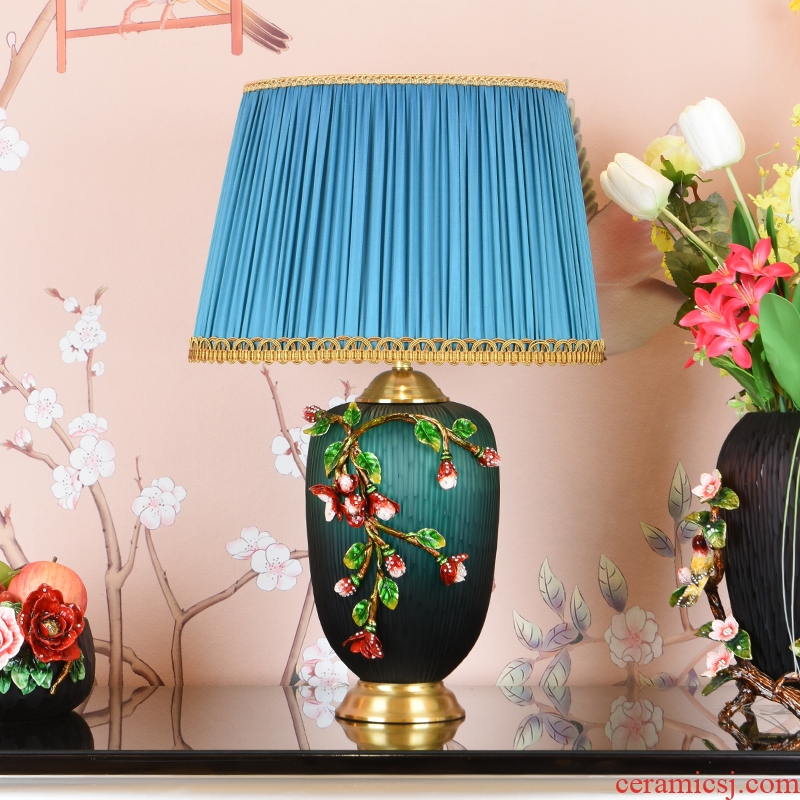 New Chinese style full copper ceramic desk lamp light colored enamel American restoring ancient ways is the sitting room of bedroom the head of a bed lamp high-grade villa lighting
