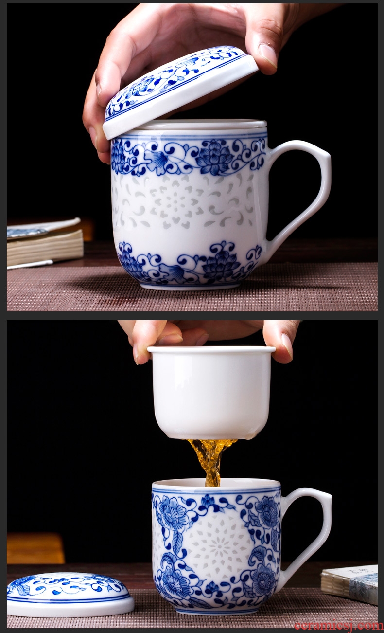Jingdezhen blue and white and exquisite painting creative hand - made ceramic cup men 's and women' s cup tea service office cup gift porcelain