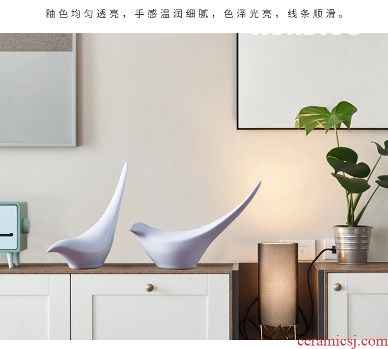Jingdezhen ceramic bird art decoration wine TV ark, place of the sitting room porch of new Chinese style household act the role ofing is tasted