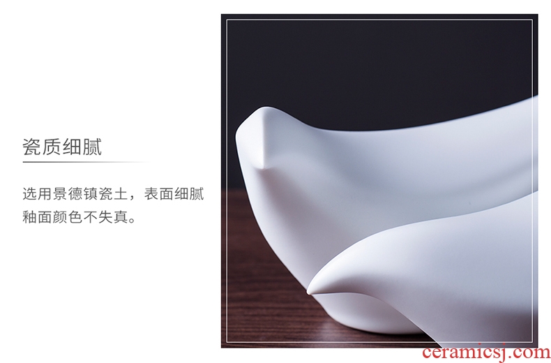 Jingdezhen ceramic bird art decoration wine TV ark, place of the sitting room porch of new Chinese style household act the role ofing is tasted