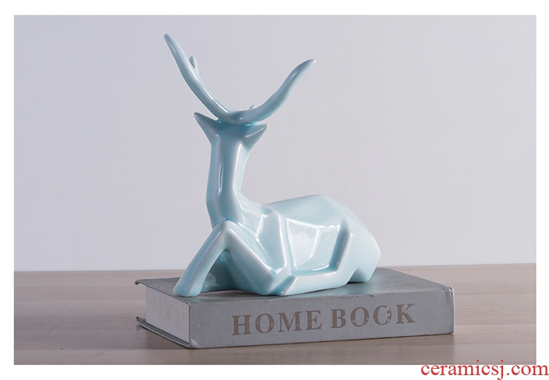 Jingdezhen ceramic deer furnishing articles wine TV ark, blue adornment of the sitting room porch decoration creative household act the role ofing is tasted