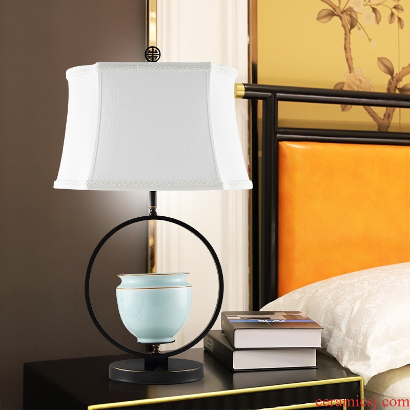 New Chinese style lamp ceramic decoration art study zen Chinese wind I and contracted sitting room bedroom lamps and lanterns of the head of a bed