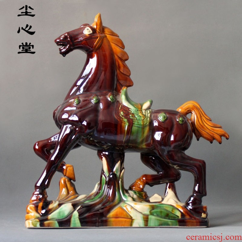 Dust heart horse ceramic Malaysian red hare send BMW horse placed success of feng shui money immediately