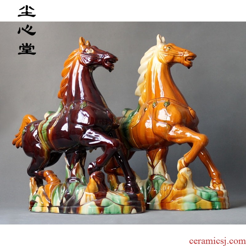 Dust heart horse ceramic Malaysian red hare send BMW horse placed success of feng shui money immediately