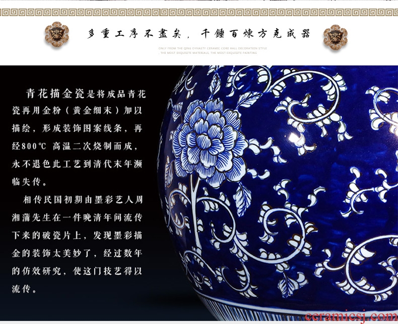 The Master of jingdezhen ceramics hand - made paint Chinese sitting room adornment is placed large blue and white porcelain vases, flower arrangement