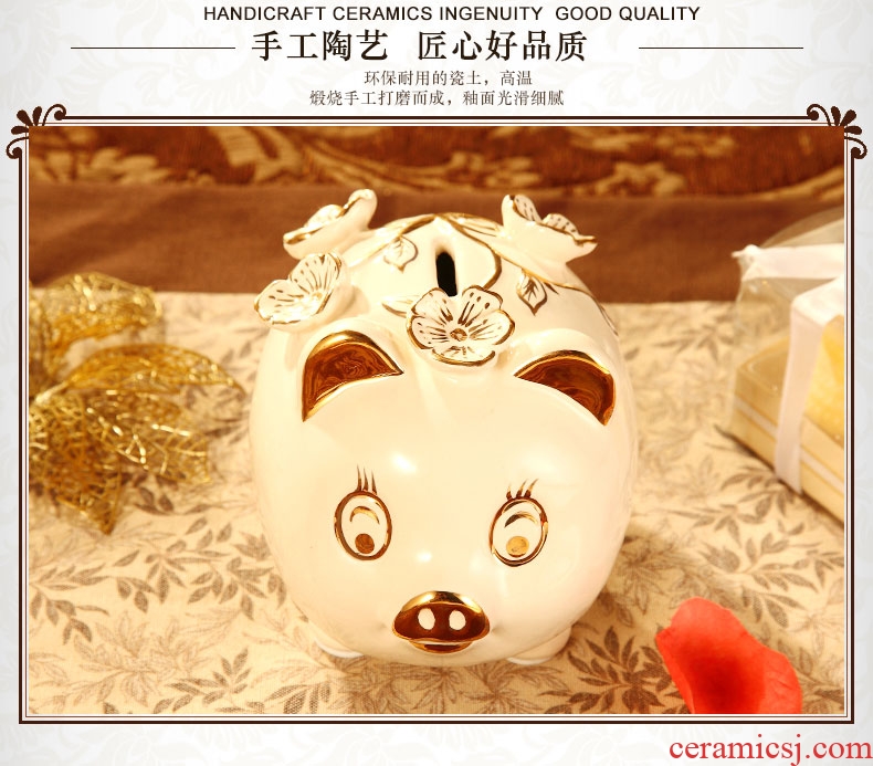 Vatican Sally 's European ceramics gold baby pig piggy bank furnishing articles birthday gift money - a box piggy bank